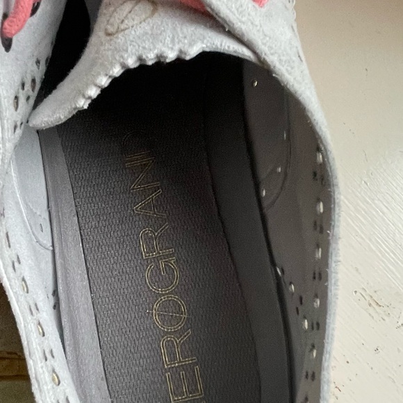 Cole Haan Women's Gray Suede Sneaker Zerogradr with Pink Laces and Soles 10.5 - Picture 7 of 8
